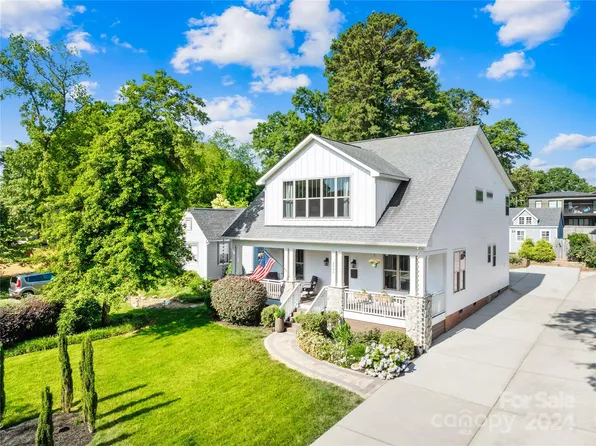 2809 Holt St, Charlotte, NC 28205