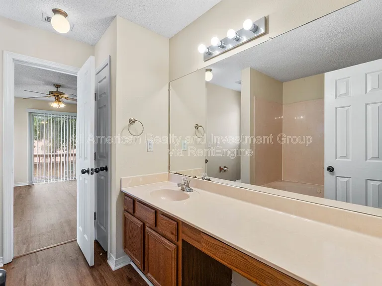 104 Hydac Rd #B — Photo 16