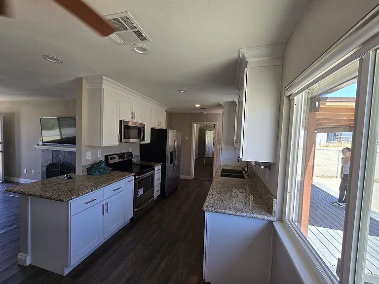 32673 Zircon Rd — Photo 9