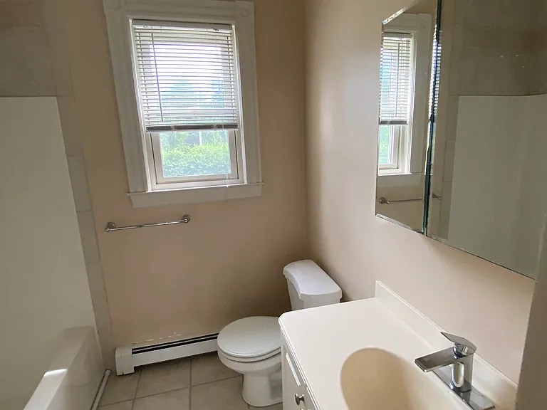 4 Eliot St #1R — Photo 14