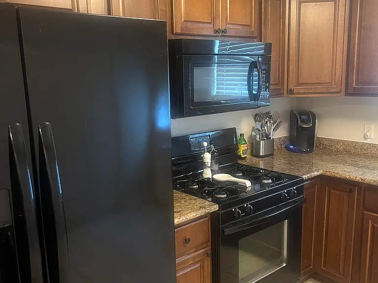 6164 Milne Blvd — Photo 8