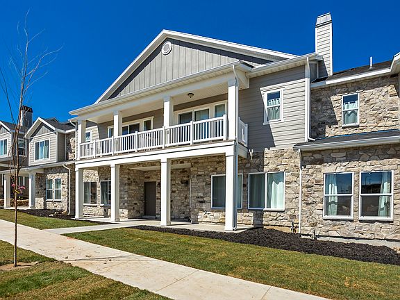 3rd image of 5655 W Island Ridge Dr