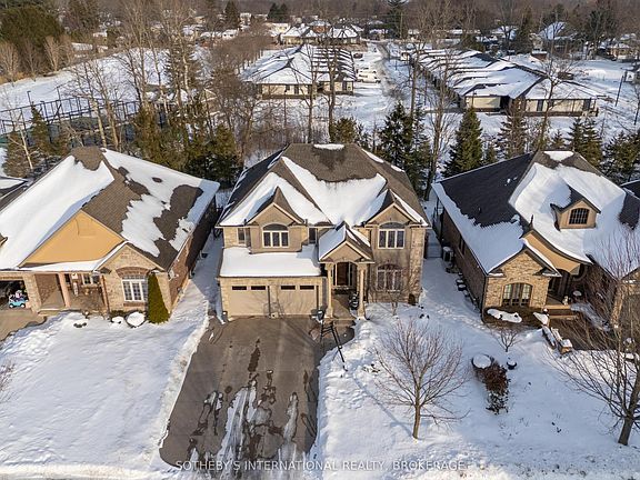 5th image of 17 Rhodes Ct