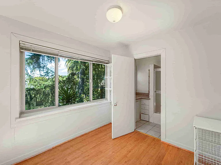 2732 Benvenue Ave — Photo 24