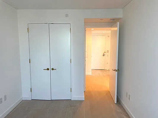 Rented by YouYork Management LLC | media 5