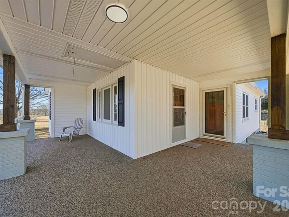 4th image of 4141 Laney Rd