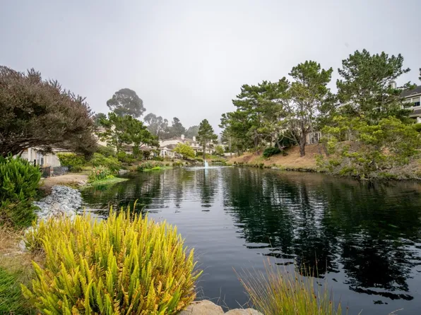 19 Glen Lake Dr, Pacific Grove, CA 93950