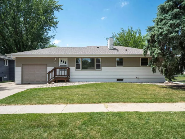 3005 S 5th Ave, Sioux Falls, SD 57105