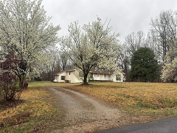 3rd image of 538 Mount Nebo Rd