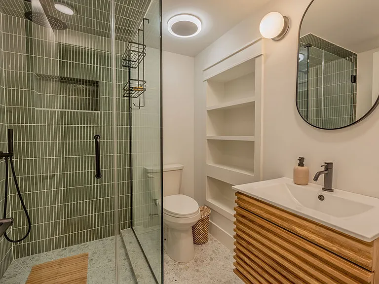 2227 N Nordica Ave — Photo 35