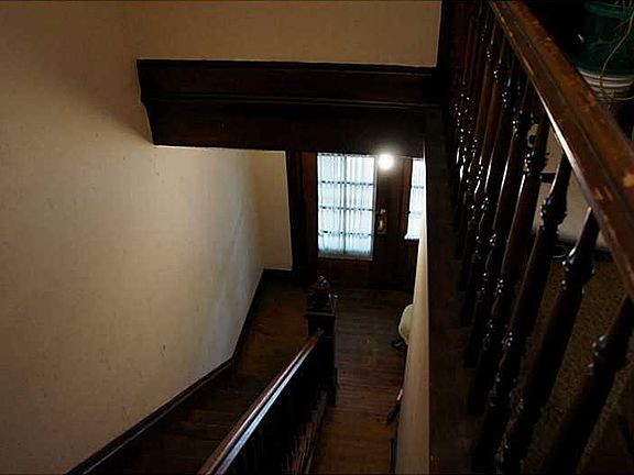 5th image of 124 N Miami Ave