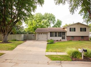 11030 Jackson St, Omaha, NE 68154