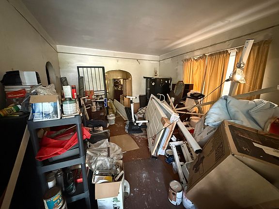 3rd image of 15361 Hubbell St