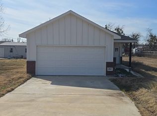 404 S Files St, Itasca, TX 76055