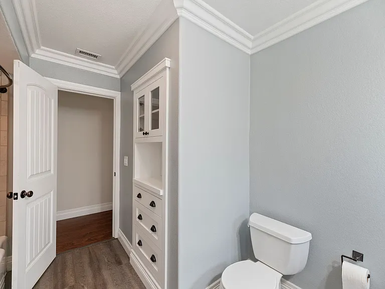 4570 Emerson St — Photo 23