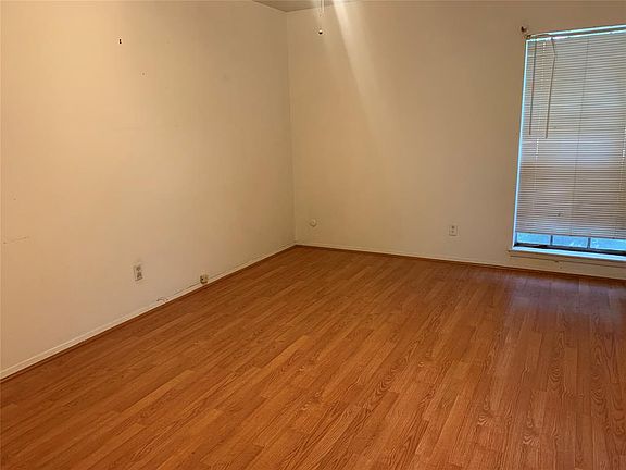 4th image of 9123 Jackwood St