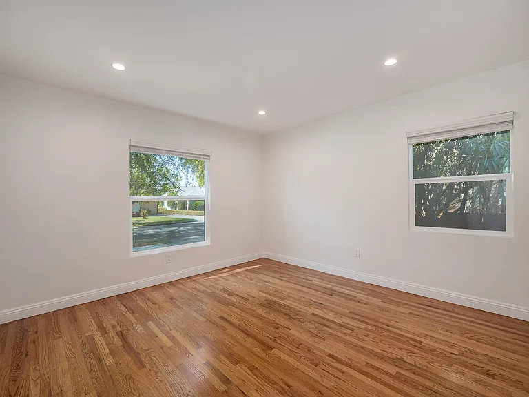2065 Casa Grande St — Photo 15