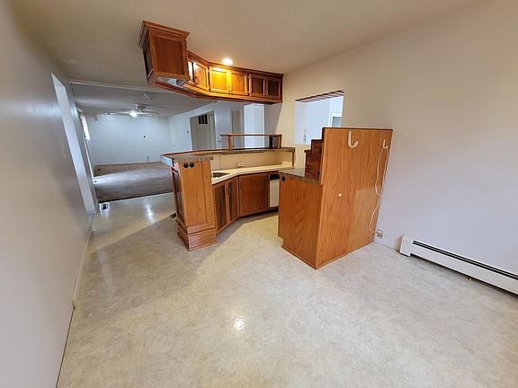 5th image of 4533 Carpenter Rd