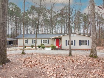 123 Country Acres Rd, Greenwood, SC, 29646