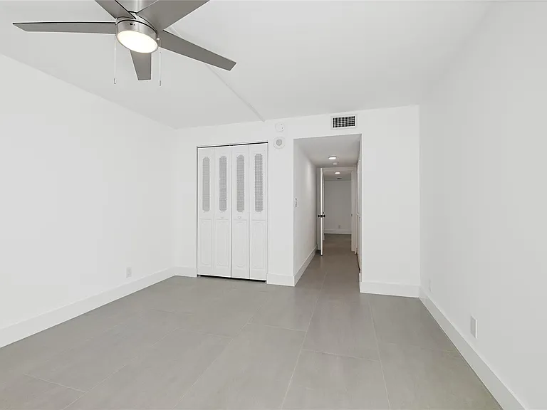 1360 S Ocean Blvd #403 — Photo 33
