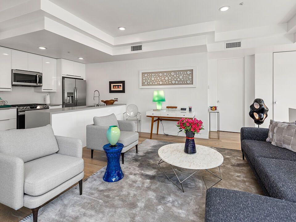 1st image of 2211 Benedict Canyon Dr