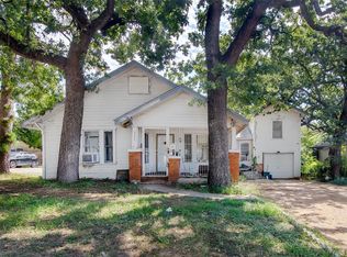 3151 Mims St, Fort Worth, TX 76112
