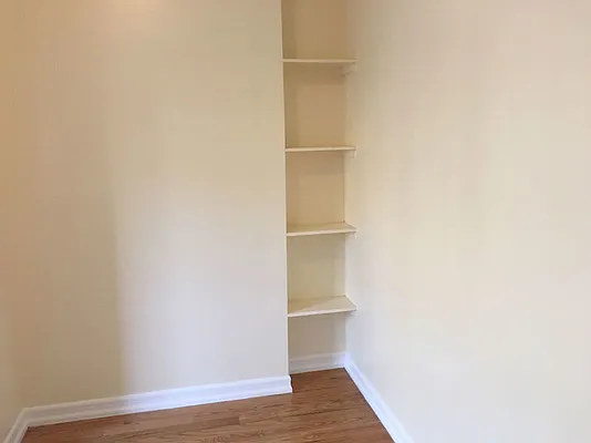 Rented by Bedford & Gold LLC | media 25