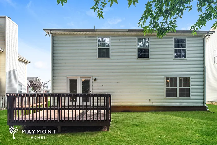2057 Aberdeen Cir — Photo 15