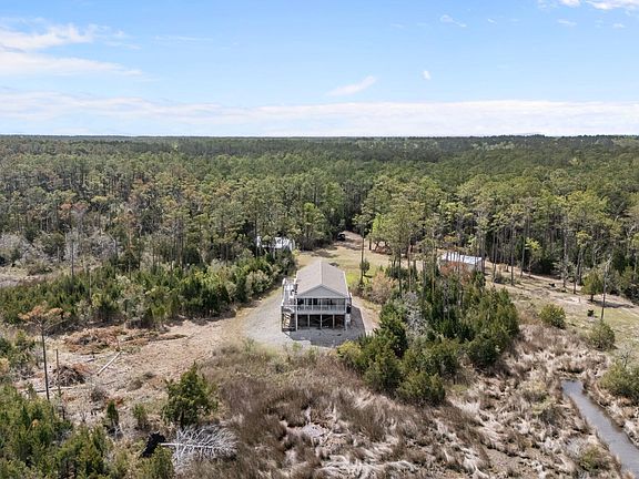 5th image of 7569 Florence Road