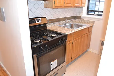 Sold by Urbanite Realty Inc