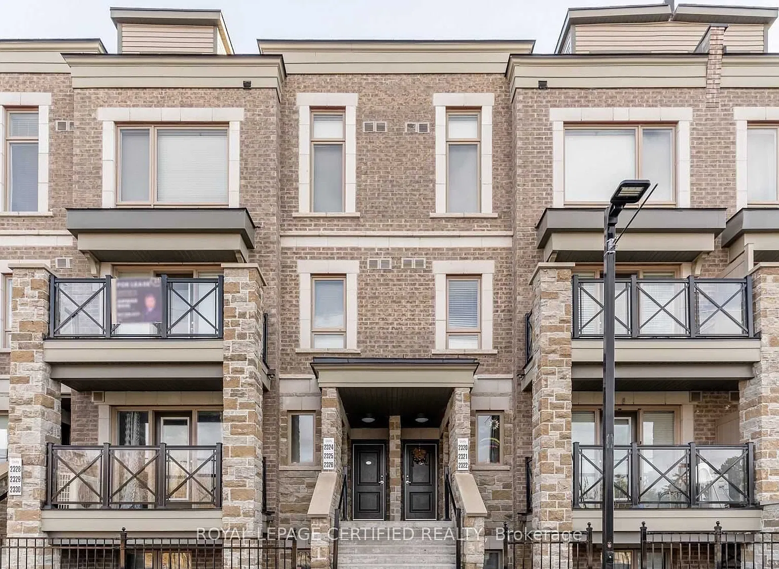 2 bed, $2,700 — Photo 1