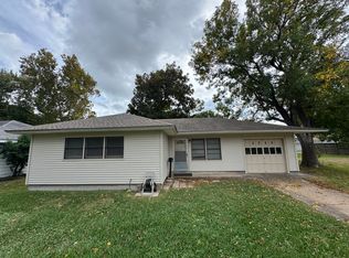1713 4th Ave N, Texas City, TX 77590