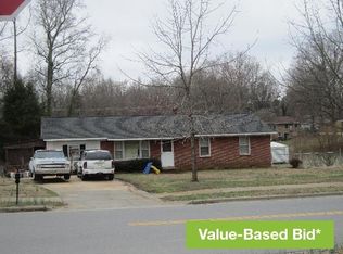 1207 Eastway Dr, Dallas, NC 28034