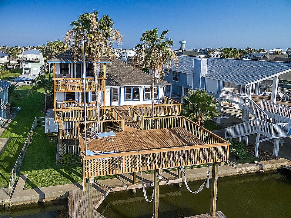 1st image of 22202 Matagorda Dr