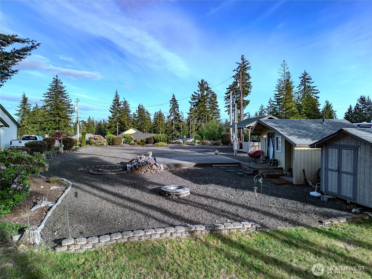 140 E Connemara Way photo 1