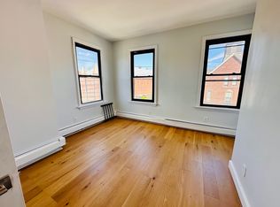 97 Waverly St #3F, Yonkers, NY 10701