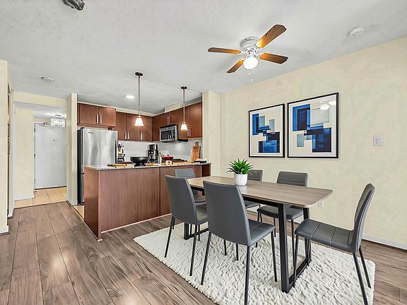 5th image of 9868 Cameron St #106