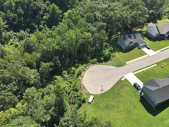 3rd image of 236 Mockingbird Ln