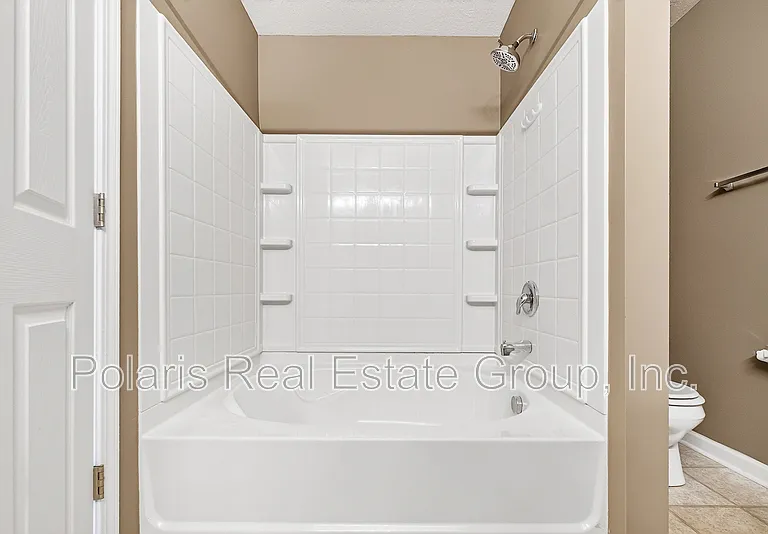 872 Cherry Tree Ln — Photo 17