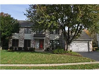 219 Charleston Dr photo 1
