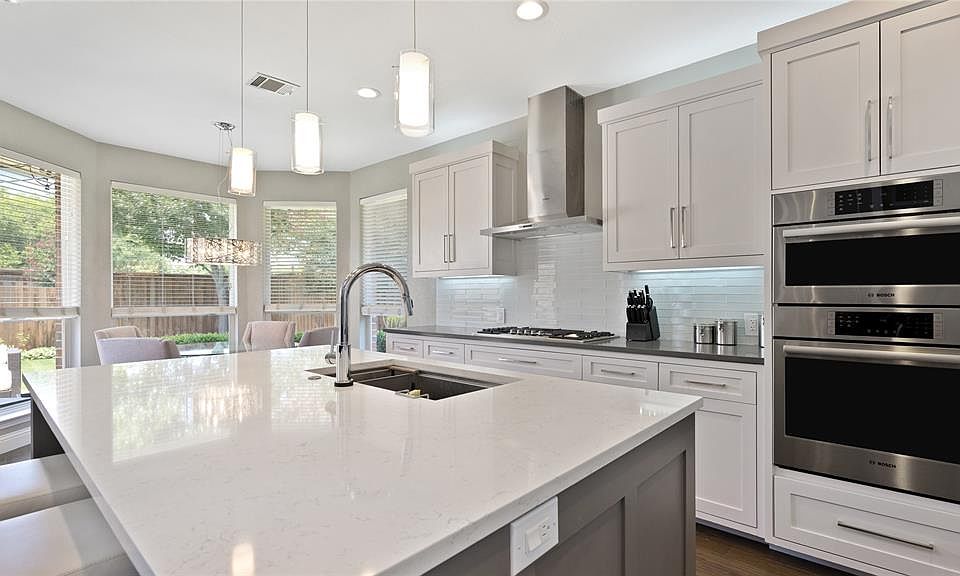 1st image of 4535 Oak Shores Dr