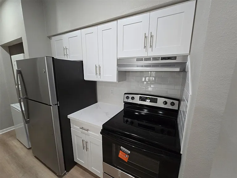 1818 Augusta Dr #15 — Photo 15