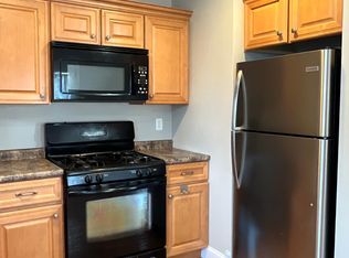 25 Benson Ave, Nashua, NH 03060