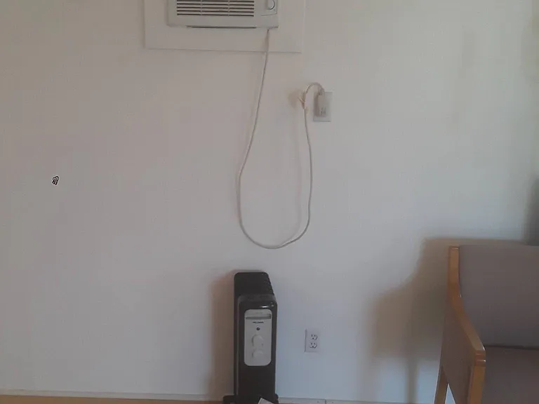 327 Adeline St #2 — Photo 7