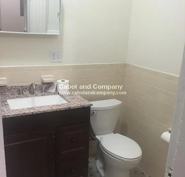34 Isabella St #4 — Photo 7