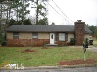 27 Cherokee St, Newnan, GA 30263