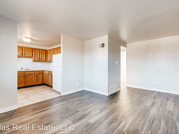 2nd image of 2560 Ogden St APT 8