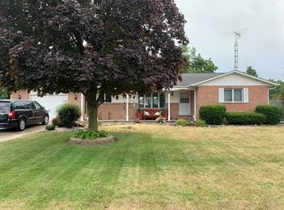 218 Bay St, Sebewaing, MI 48759