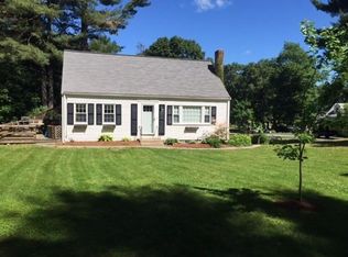 2 Oak Hill Dr, Walpole, MA 02081