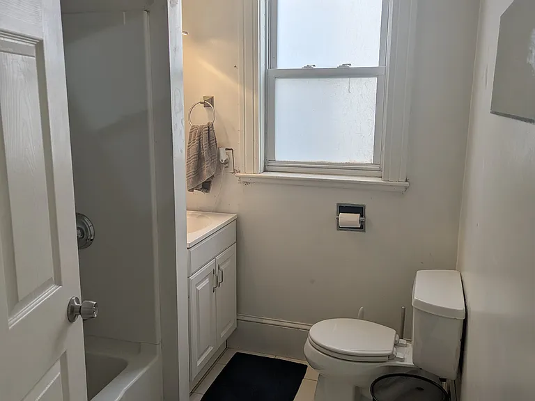 18 Pleasant Ave — Photo 4